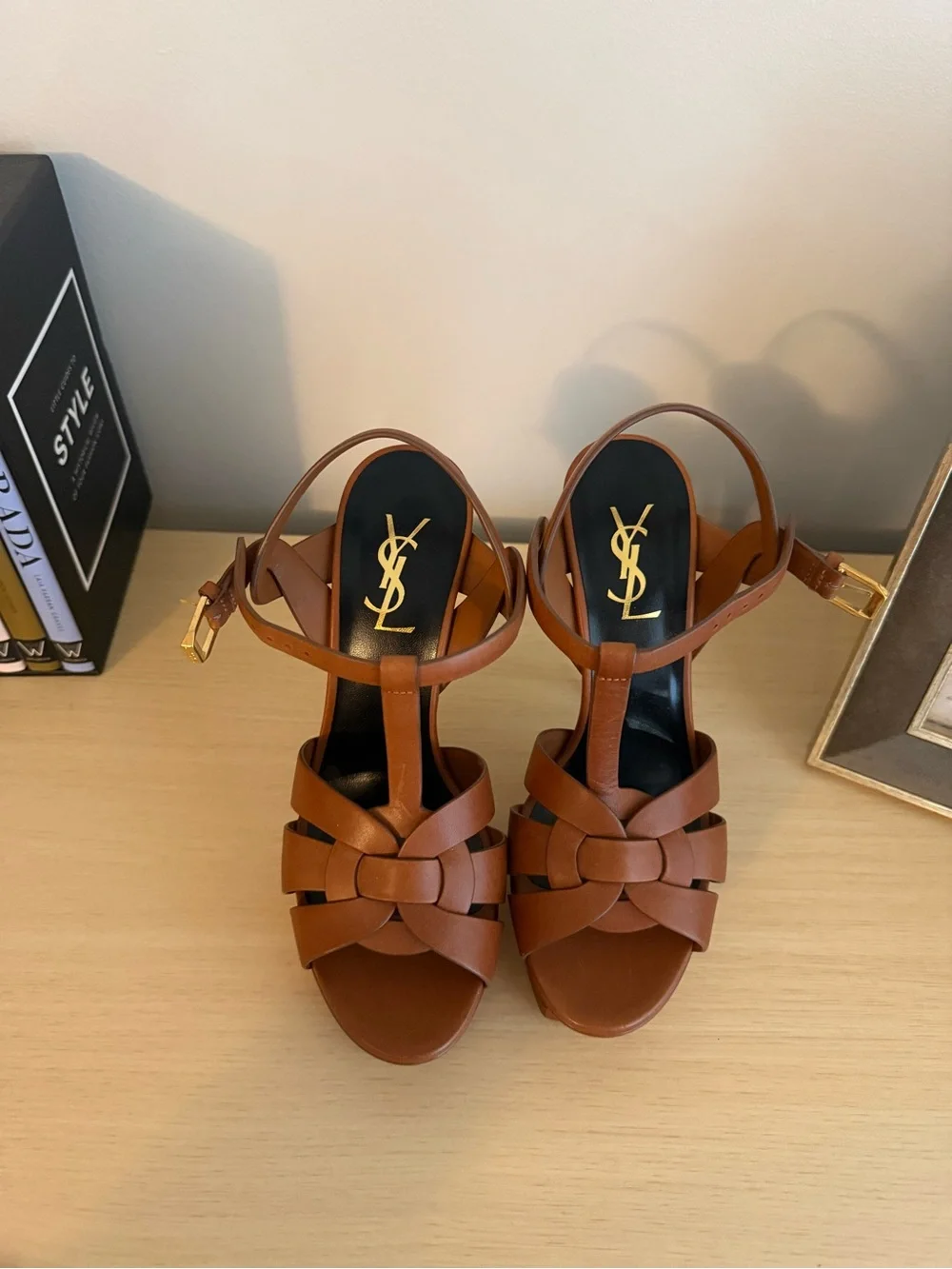 Saint Laurent Tan Leather Knotted Platform Sandals - Picture 2 of 9